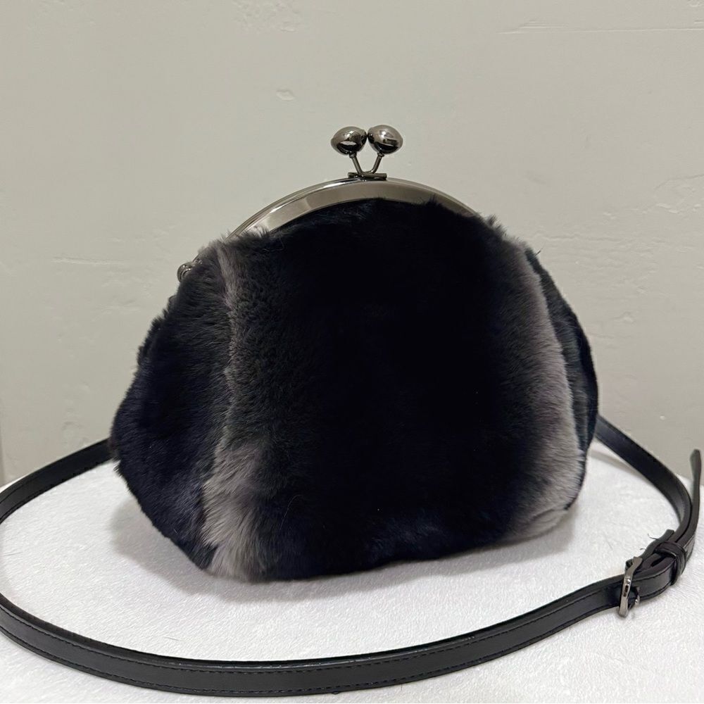 Black Gradient Handmade Real Rex Rabbit Fur Kiss-lock Shoulder Bag/Crossbody